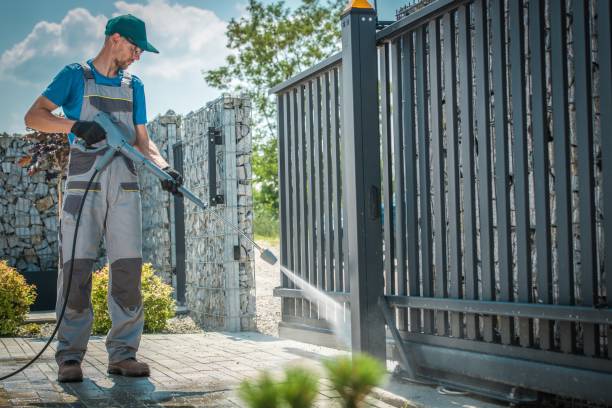Best Animal Enclosure Cleaning  in Upper Lake, CA